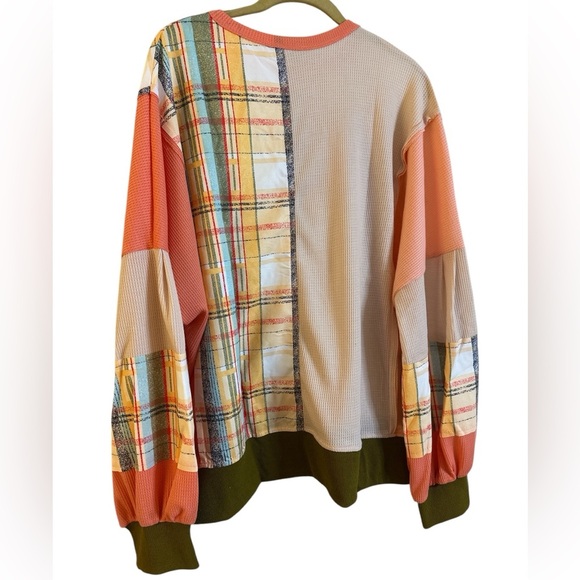 Women's Plaid Mix Daisy Patch Oversized Knit Top In Sage Combo NEW! - Picture 7 of 9